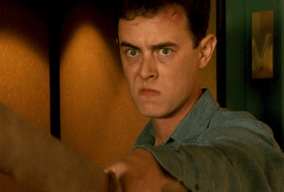 “Hey there!  I’m gonna be the bad guy this season!  I’m scary… right?” (That’s Colin Hanks.  Yes, the son of Tom Hanks)