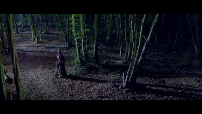 You’re so lucky you can enjoy this image without having to hearing the goofy sci-fi soundtrack.