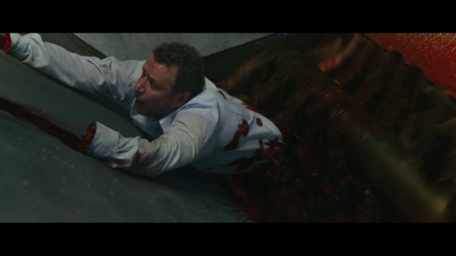 God DAMN that looks fake!  HE’S NOT EVEN SCREAMING!!  HE LOOKS BORED!!