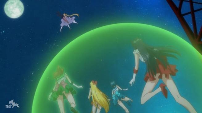 “So if Usagi is the Princess, does that mean we're her royal subjects?” “Forget about there, where the hell did her bubble go!?”