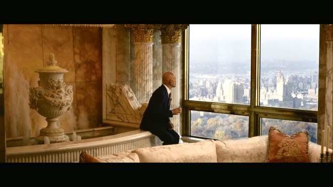 Columns?  In a New York apartment?  Oh, and an indoor fountain.  We’ve GOTTA have that!