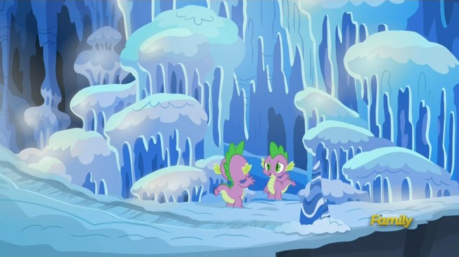 HOW DOES ANYONE FALL FOR THIS!? ANYONE COULD TELL THERE’S NO MIRROR!!